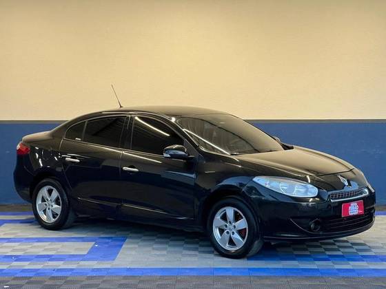 RENAULT FLUENCE 2.0 DYNAMIQUE 16V FLEX 4P AUTOMÁTICO